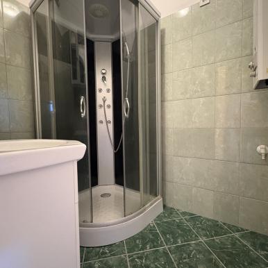 2 szoba + étkezős, 59 m2-es igényes lakás belvárosban