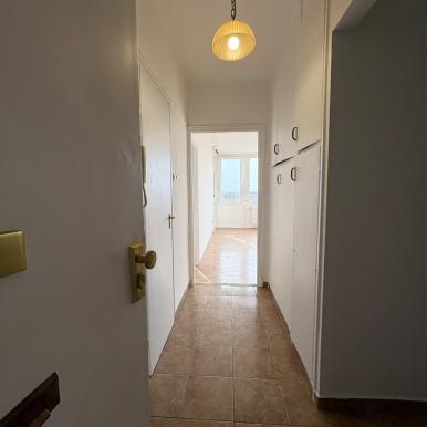 2 szobás, erkélyes lakás gyönyörű belvárosi panorámával