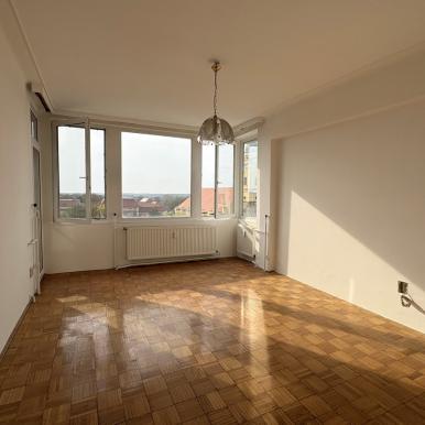 2 szobás, erkélyes lakás gyönyörű belvárosi panorámával