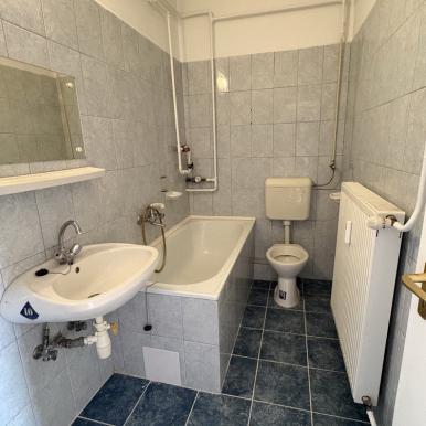 2 szobás, erkélyes lakás gyönyörű belvárosi panorámával