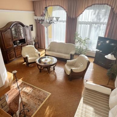 Polgári elegancia és modern kényelem a belvárosban