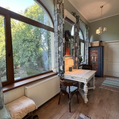 Kurca-parton romantikus polgári otthon