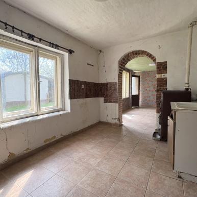 Magyartésen 85 m2-es tanya 5755 m2-es területtel