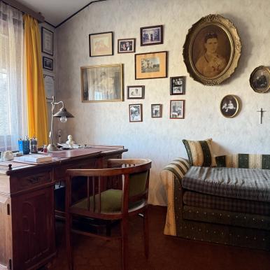 Megkapóan egyedi és elegáns családi ház Kertvárosban