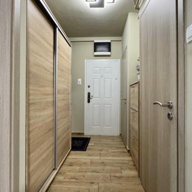 Prémium minőségű, belső kétszintes lakás belvárosban