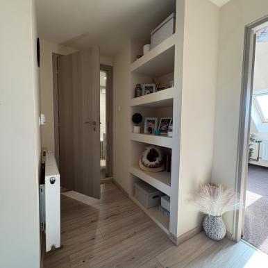 Prémium minőségű, belső kétszintes lakás belvárosban